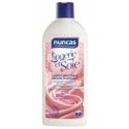 Lessive protectrice lingerie soie dentelle stretch matières délicates NUNCAS