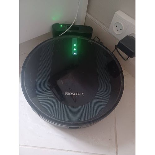 Aspirateur robot de la marque Proscenic