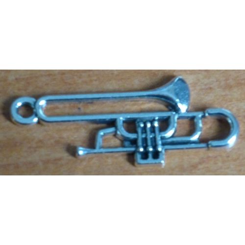 Bijou Fantaisie Argenté : Trompette (14 X 32 Mm)