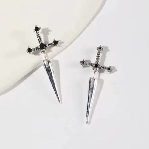 Plate-Forme Temu Pinduoduo Nouvelles Boucles D'oreilles Épée Gothique Boucles D'oreilles Poignard Gothique - Argent Noir Diamant