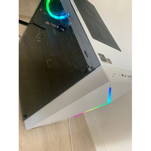 PC Gamer AMD Ryzen 5-5500 - 3.6 Ghz - Ram 16 Go - SSD 500 Go