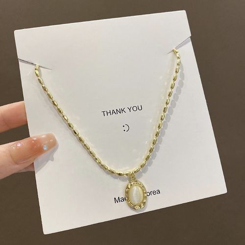 Rétro Lumiere Luxe Émeraude Opale Collier Femmes Polyvalent Niche Conception Clavicule Chaîne Palais Style Personnalité Accessoires-X1119 Blanc
