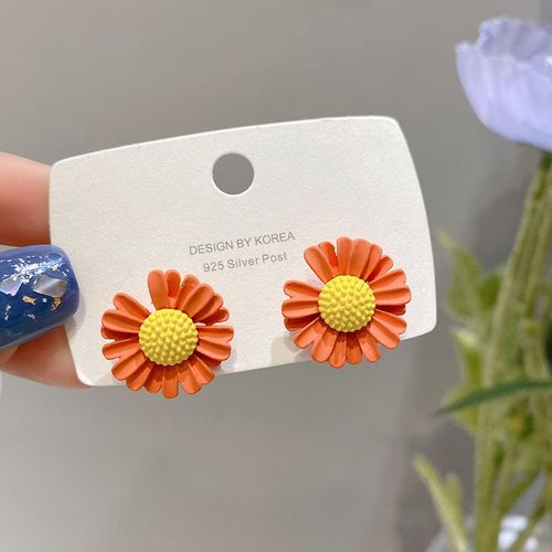 Été Ins Vent Petite Série De Fleurs De Marguerite Boucles D'oreilles Femme Version Coréenne S925 Boucles D'oreilles En Argent Aiguille Simples Petites Boucles D'oreilles Fraîches-E2004 Orange