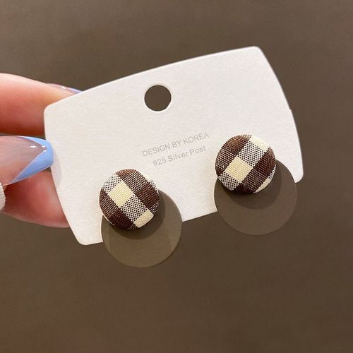 S925 Argent Aiguille Automne Et Hiver Tissu Boucles D'oreilles A Carreaux Femme Rétro Simple Petit Cercle Boucles D'oreilles Style Français Bijoux D'oreille De Trajet-Sw-E4695 Marron