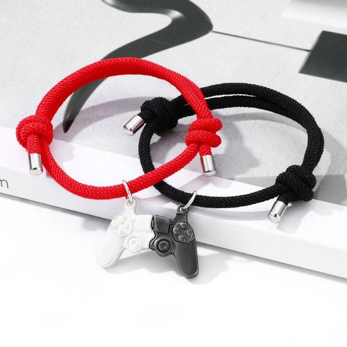 Le Nouveau Contrôleur De Jeu Mâle Et Femelle Magnétite Collier Paire De Pendentifs Personnalité Couple Articles - Noir + Argent Bracelet Paire