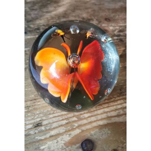Sulfure Presse-Papier Papillon Et 2 Abeilles