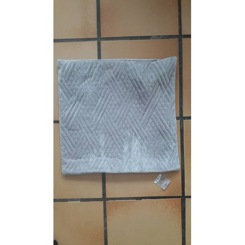Housse De Coussin 45 X 45 Cm Carré Chevrons Matellasse En Velours Tres Doux Protection Oreiller Douceur Beauté Gris Clair Neuf Double Face Douillet