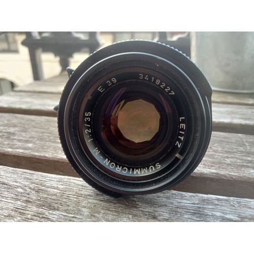 Leica M Summicron 35mm F:2 - King Of Bokeh