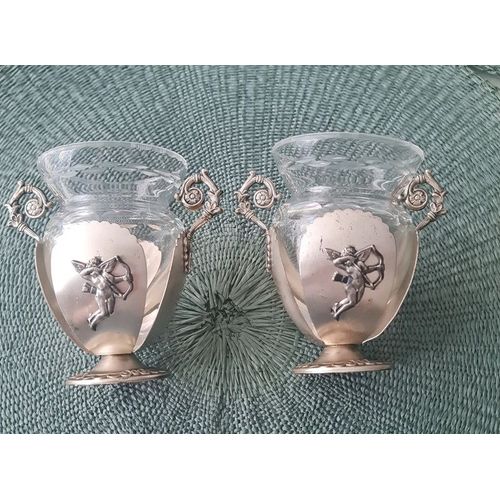 Lot de 2 petits vases