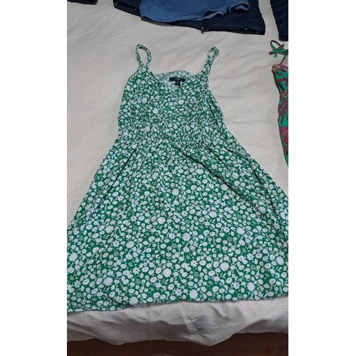 2 Robes Une Xs Et Une A3 Ans Kiabi Jamais Mises