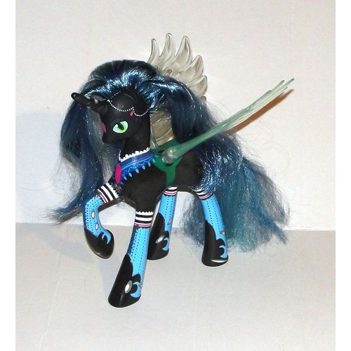 Figurine My Little Pony Licorne Luna Black Sonore Lumineuse Ailes Articulés