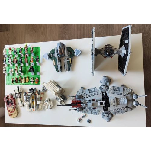 Lot LEGO Star Wars Personnages et Vaisseaux, Hoth, At-Te, Tie Fighter...