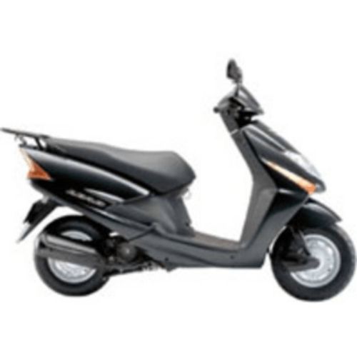 Scooter Honda Lead 100  CV à vendre en l'état pour pièces