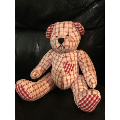 Peluche Doudou Ours Rouge Assis Quadrillée Coeur Vichy Sia 23cm
