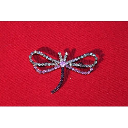Adorable Broche Décorative ,Petit Papillon, En Strass Irisè, Rose & Noir