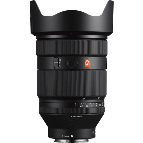 Sony 28-70mm f/2 GM