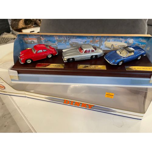 Dinky Toys 1/43 - Coffret Porsche 356a + Mercedes 300 Sl + Ferrari Dino 246 Gts