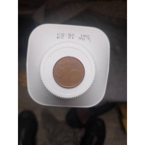Mètre En Vente Une Pièce De Cinque Centimes Italie 2002 Rare