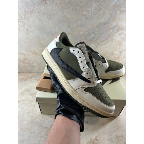 Jordan 1 Low Travis Scott Medium Olive - 43