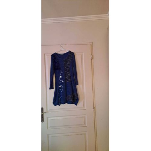 Robe Hiver Bleue - 12 Ans - Marque Illisible - Très Bon État.
