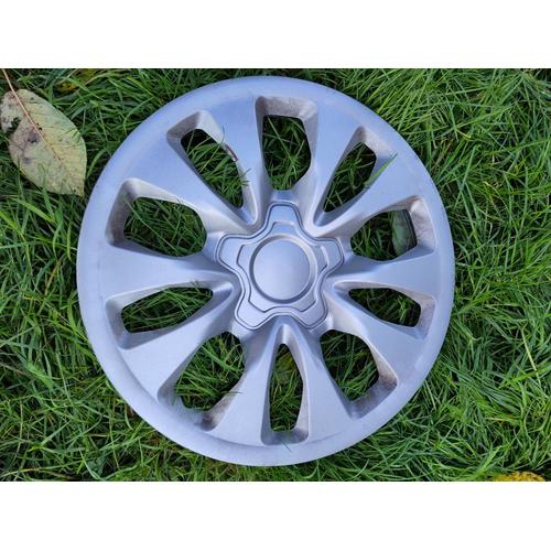 Enjoliveur De Roue De Voiture Automobile 15 " Pouces 15 " 10 Trous 22970 Made In Italy