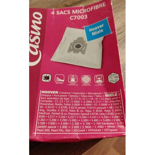 Vends deux sacs aspirateur c7003