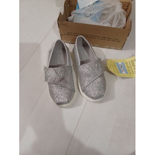 Chaussures Toms Pailleté Taille 23.5 Neuve