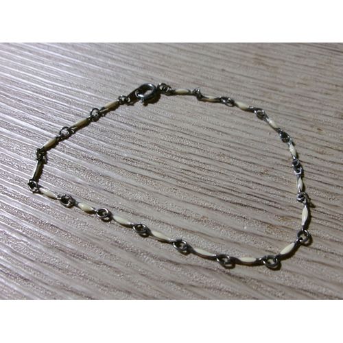 Bracelet Fine Chaine En Argent, Avec Perles Ovales En Os - 19 Cm