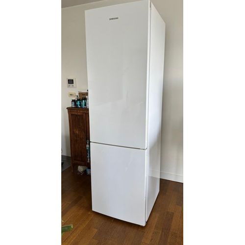 Samsung R37J5000WW