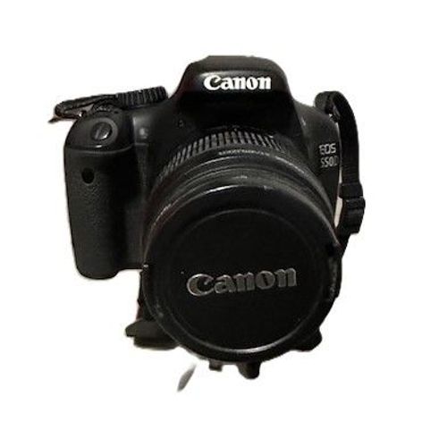 Canon eos 550D 18 mpix + trépied + sacoche