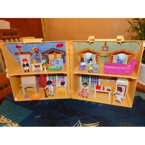 Playmobil Maison Portable Avec Meubles Et Accessoire, Persos