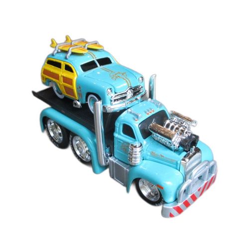 Miniature 1:64 Camion Remorque Et Woody Bleu Planche Surf Muscle