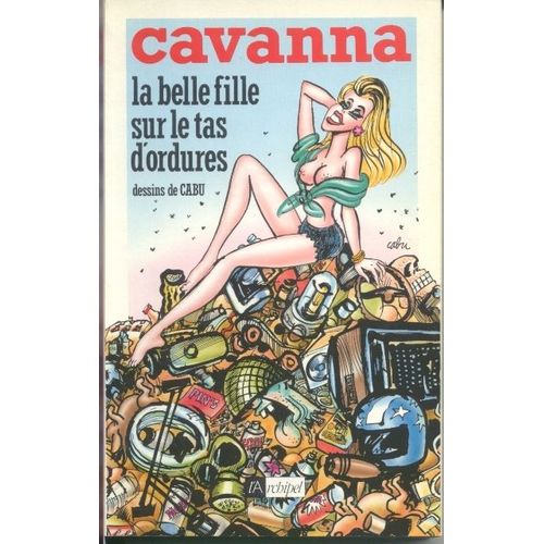 La Belle Fille Sur Le Tas D'ordures