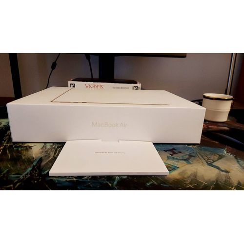 Apple MacBook Air 13.6" M2 - Ram 8 Go - DD 256 Go - Azerty
