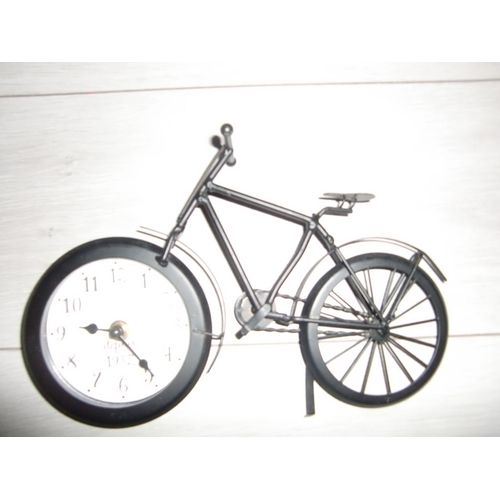Pendule murale-petit vélo en fer forgé noir