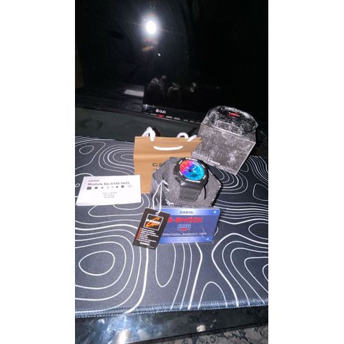 G-Shock Cadran Multicolore, Bracelet Noir