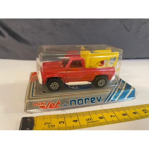 Norev Mini Jet 1/60 - Pick Up Rouge Avec Crochets De Remorque