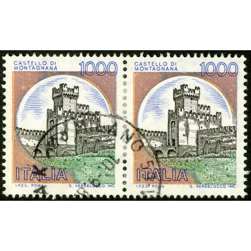 Deux Timbres Oblitérés Italia, Castello Di Montagnana, 1000