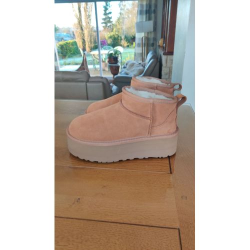 Ugg Taille 36 Neuve
