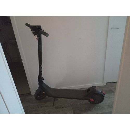 Vend Trottinette Électrique Connectée Xiaomi Acheté Récemment