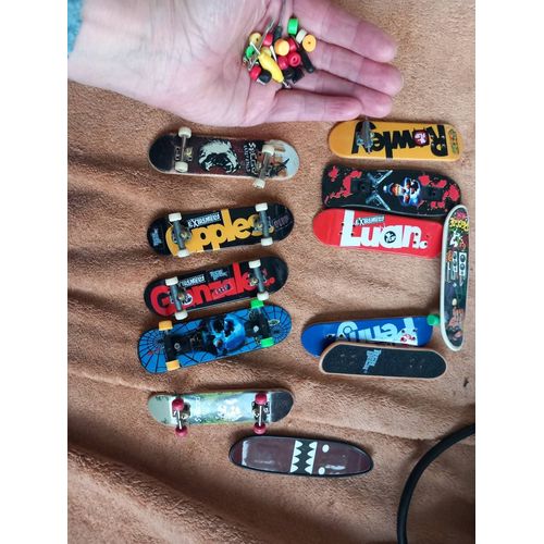 Skates Miniature, Le Lot