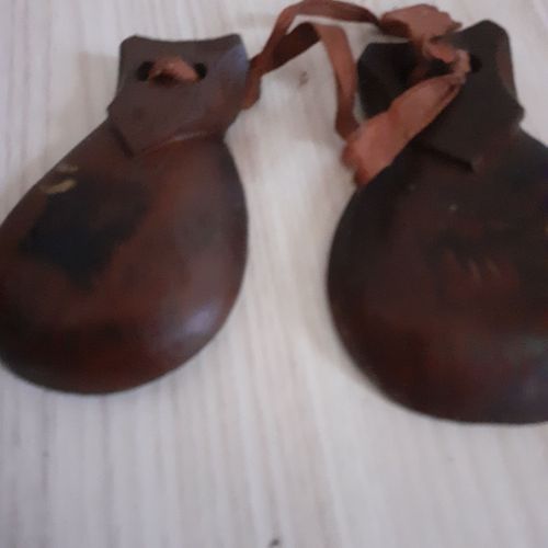 Paire De Castagnettes