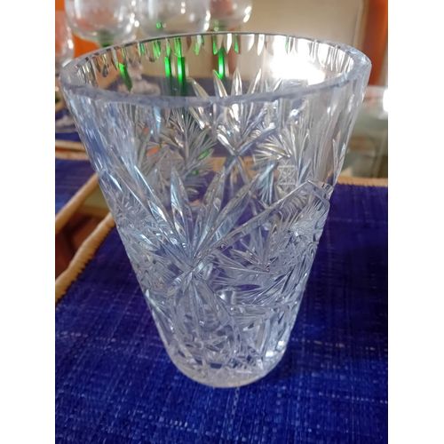 Vase en cristal Taillé HHauteur15 cm diamètre 7 cm