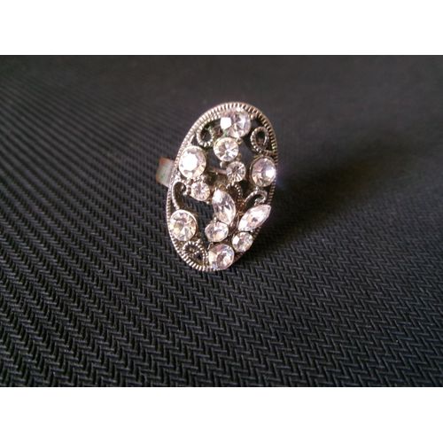 Bague Fantaisie Ajustable, Ovale, En Métal + Zircons Transparents