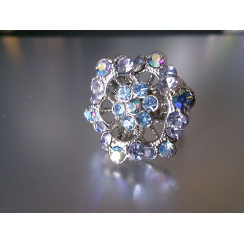 Bague Fantaisie Ajustable, Hexagonale, En Métal + Zircons Bleu Pâle Irisé