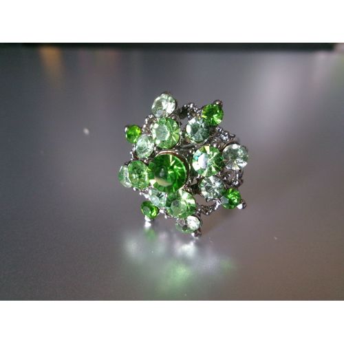 Bague Fantaisie Ajustable, Ronde Étoilée, Métal + Zircons Verts