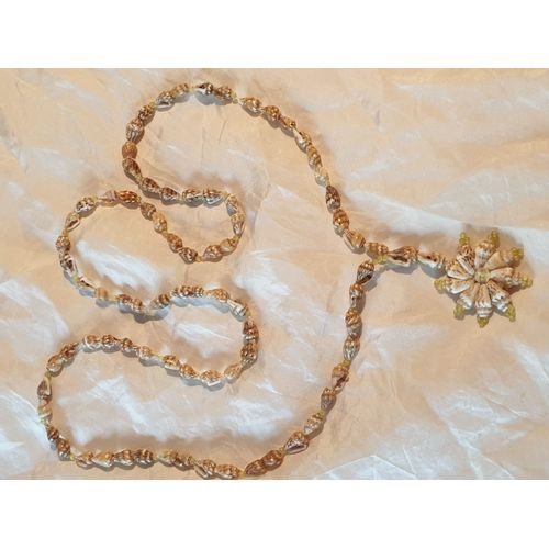 Long Collier De Coquillages