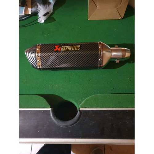 Silencieux Carbonne Akrapovic Universel Yen A 2