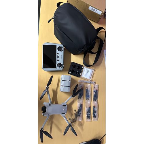 Dji Mavic Mini 3 Pro Avec Télécommande Écran Intégré -Dji
