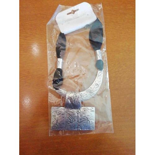 Collier Couleur Argent Baroque Vintage
